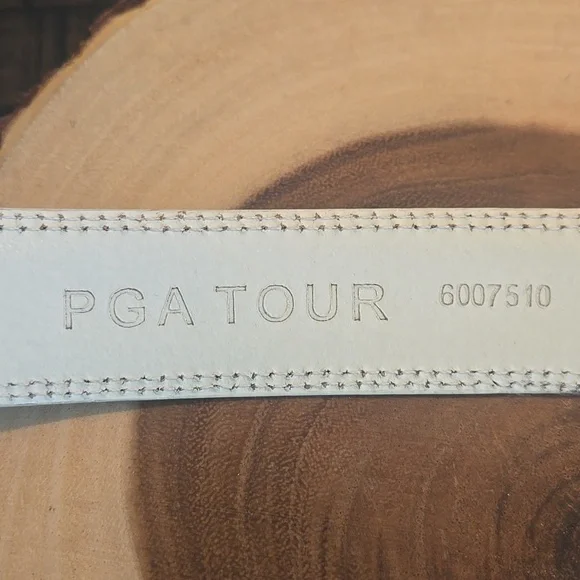 PGA TOUR Mens White Leather Silver Buckle Perforated Adjustable Golf Belt Sz 36 - Picture 7 of 10